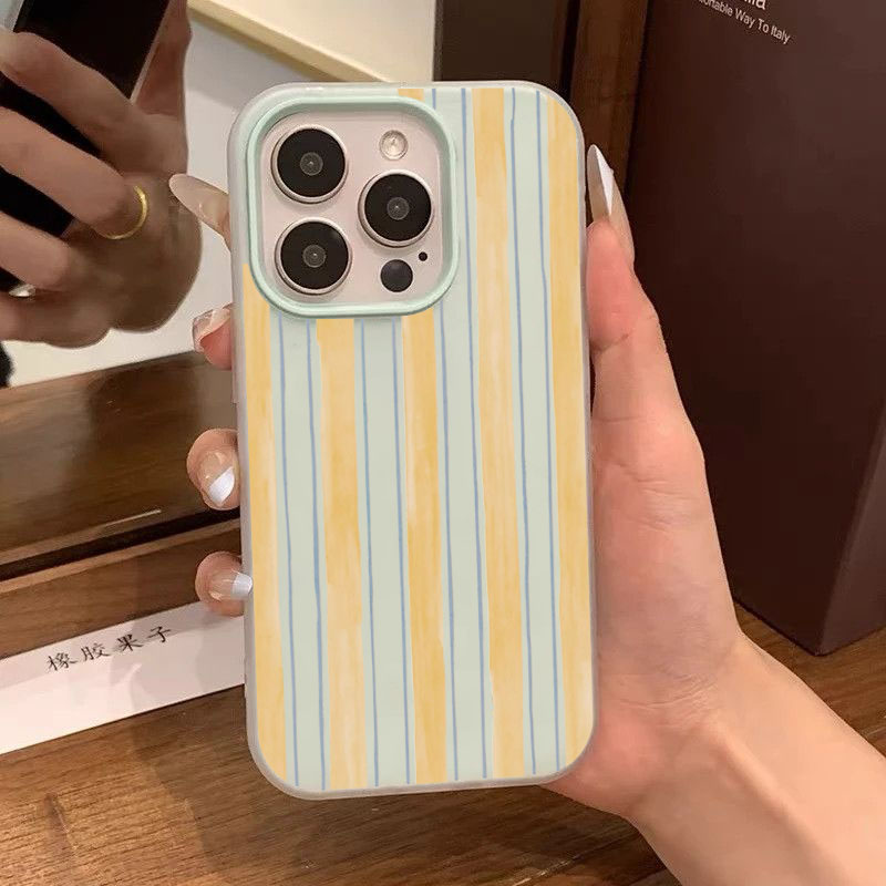 Phone Cases Yellow - غطاء هاتف ناعم وأنيق بخطوط صفراء