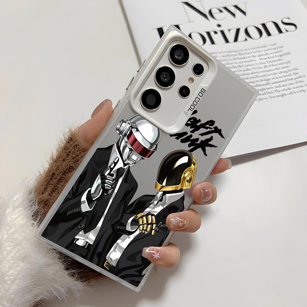 غطاء هاتف بتصميم فرقة دافت بان - مراجعة Phone Cases Galaxy S24 وسعره